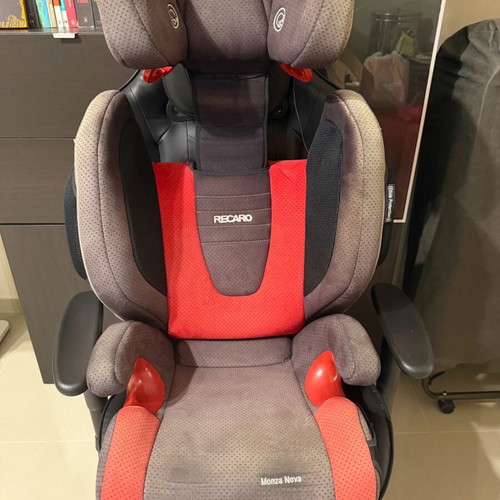 Recaro Monza Car Seat like new, Isofix, with speakers