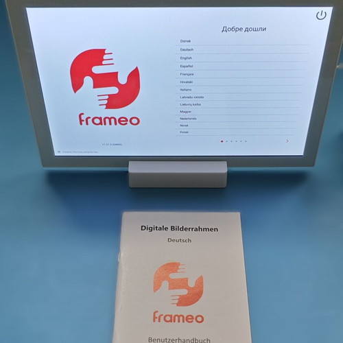 Frameo 10.1-Inch WiFi Digital Photo Frame new with 5000mAh Battery and 32GB Storage