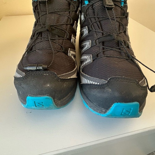 Salomon XA Pro kids shoes size 39 used for hiking and snow