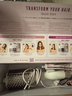 Shark SmoothStyle Heated Brush & Smoothing Comb new in box