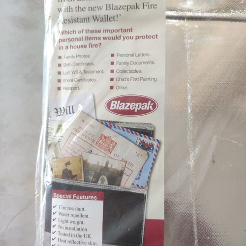 Blazepak Fireproof Envelope 40x32 New