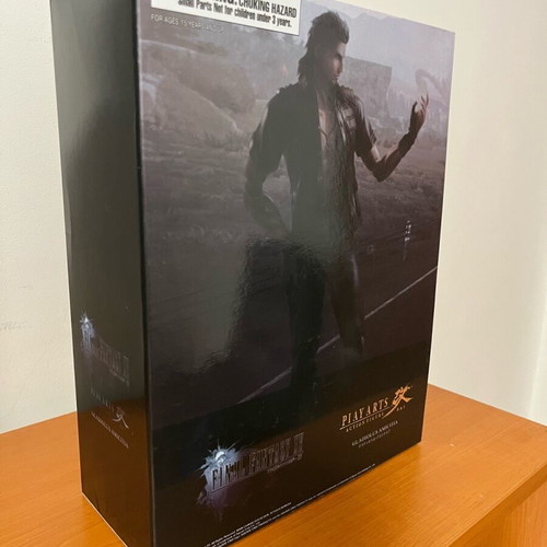 Final Fantasy XV Gladiolus action figure new, Play Arts, 28 cm