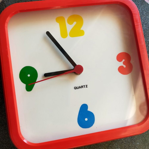 Colorful quartz wall clock used, 20cm x 20cm