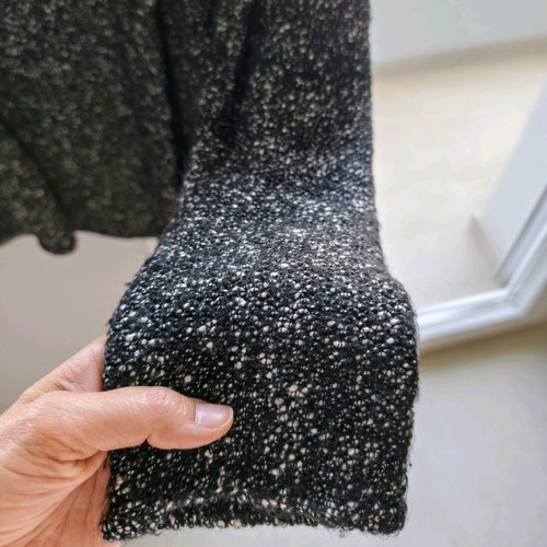 Gold Case women's tweed jacket like new, black