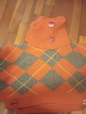Benetton poncho sweater like new, short with short sleeves, orange