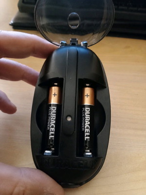 Duracell CEF-20 φορτιστής 2 μπαταριών Ni-MH AA/AAA σετ με 2×AA 1700mAh καινούργιο