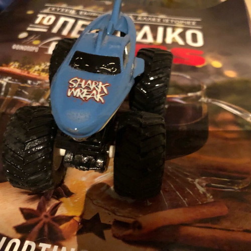 Monster truck like new
