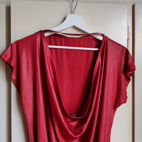 Pink Woman blouse used, size Small, metallic red