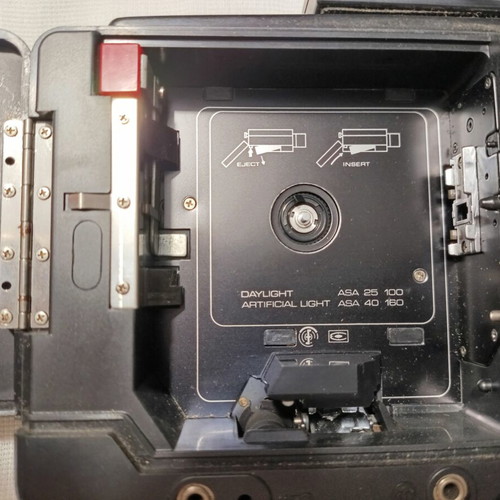 Chinon 20 P XL S8 camera used, direct sound, zoom lens