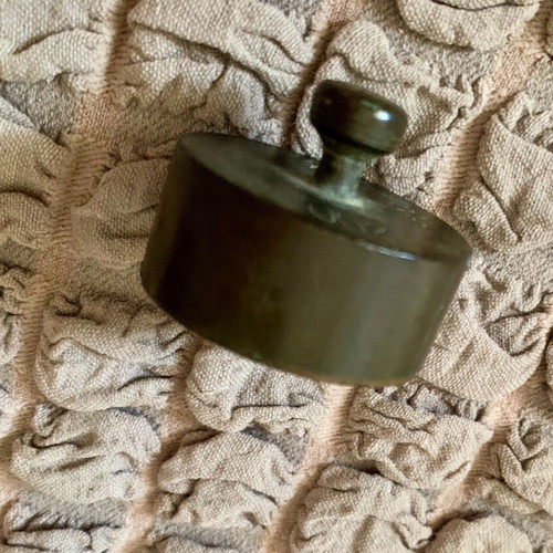 Antique weight 200 grams with crown mark used