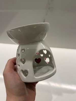 Ceramic aroma diffuser large used, white shade
