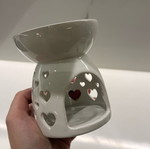Ceramic aroma diffuser large used, white shade