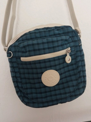 Kipling τσαντάκι χιαστί σε άριστη κατάσταση, μπεζ και μπλε