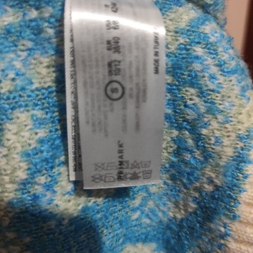 Primark women's sweater like new, size S-M, blue and green