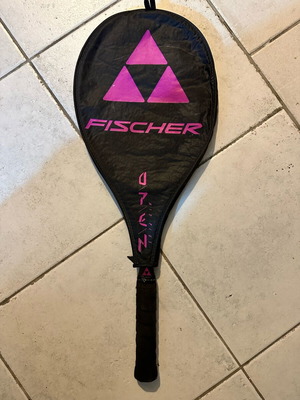 Tennis racket used, minimally used