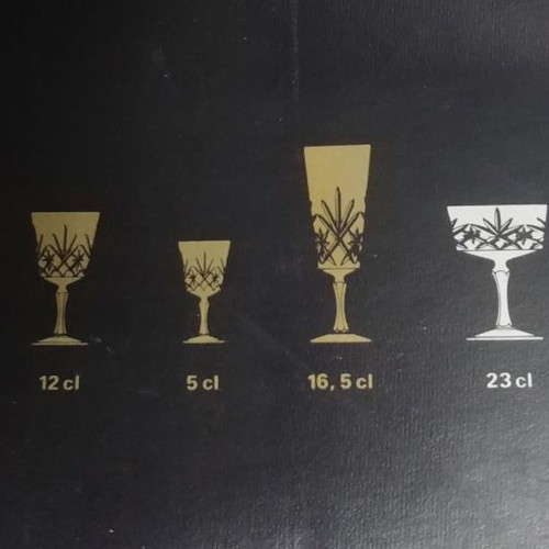 Cristal D'arques Chantilly Taille Beaugency glasses new, 84-piece collection