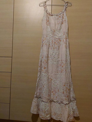 Zara long summer dress size Medium like new with flowers