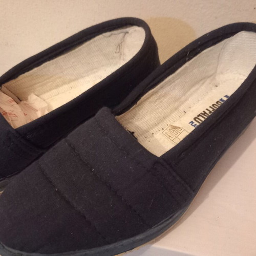 Buffalo ballerina shoes size 37, black