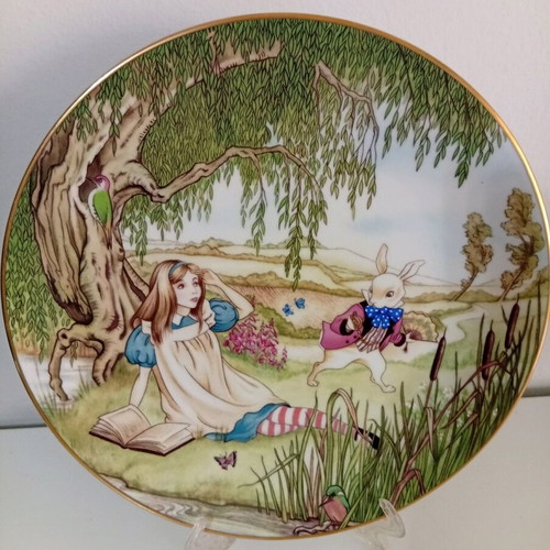 Vintage George Boyer Limoges "Alice in Wonderland" collectible plates set of 6 like new