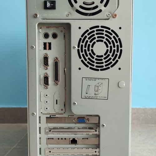 AMD K6-III Retro PC with ASUS P5A motherboard