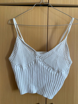 Λευκό πλεκτό crop top Terranova σαν καινούργιο, μέγεθος M