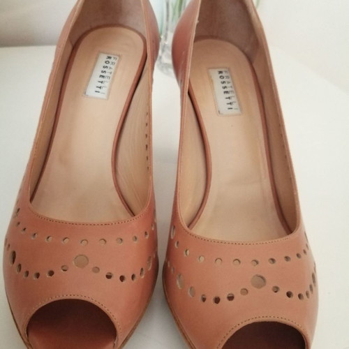 Fratelli Rossetti peep toe pumps used, beige size 38.5