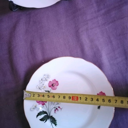 Royal Stafford porcelain plate set of 3 like new, romantic design
