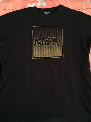 McKenzie T-shirt size L unused, like new