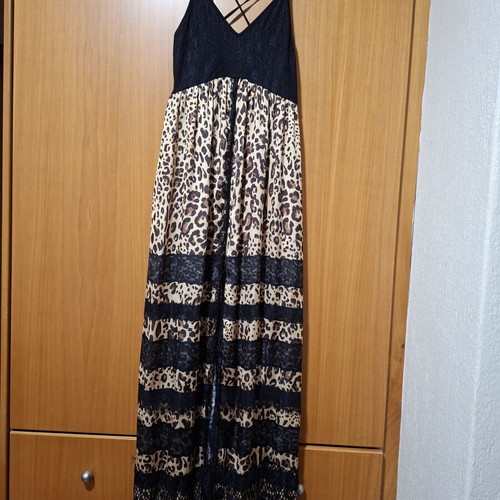 Denny Rose leopard dress with lace and slit size 42, like new