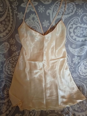 Satin nightdress size M like new, gold, Fontana di Vita