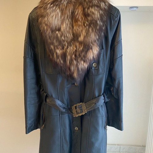 Women's lamb leather coat with natural fox fur like new, brown, size XXL