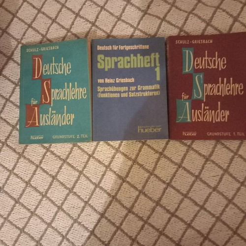 German language books used, pack of 3 study guides