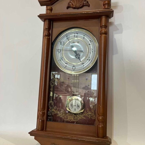 Vintage Citron wall clock pendulum used, analog
