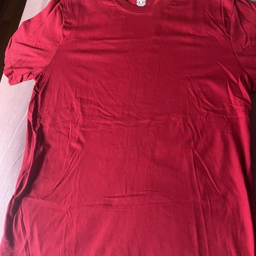 Tshirt Element size M like new, red