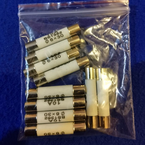 Ceramic fuses 10A (6x30mm) new, pack of 10