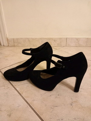 Tamaris heels used, size 38, black pumps