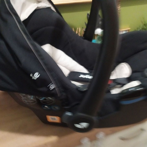 Joie Gemm car seat like new