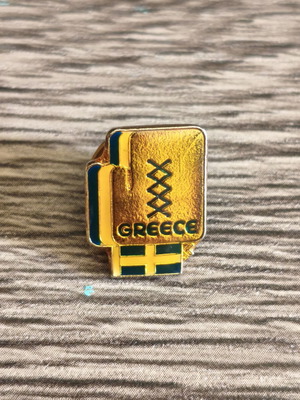 Καρφίτσα μεταχειρισμένη Ελληνική Ομοσπονδία Πυγμαχίας σε σχήμα γαντιού