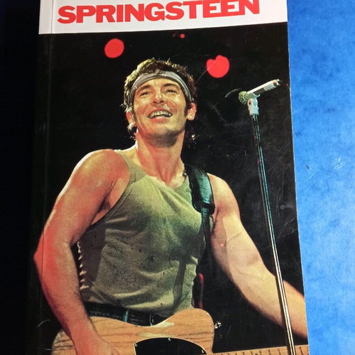 Bruce Springsteen book like new, translated by Stathis Panagiotopoulos