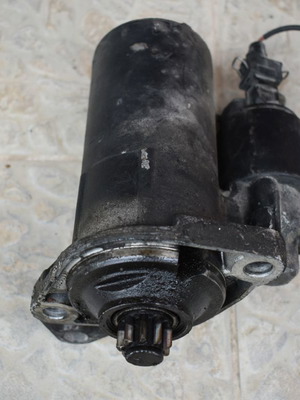 Starter motor for VW Golf 4, VW Bora, Audi A3, Seat, Skoda used