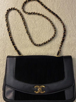 Mateus M leather crossbody bag, dark blue velvet-like fabric
