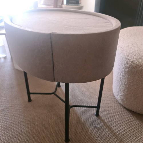 Side tables minimal style like new, set of 2, large