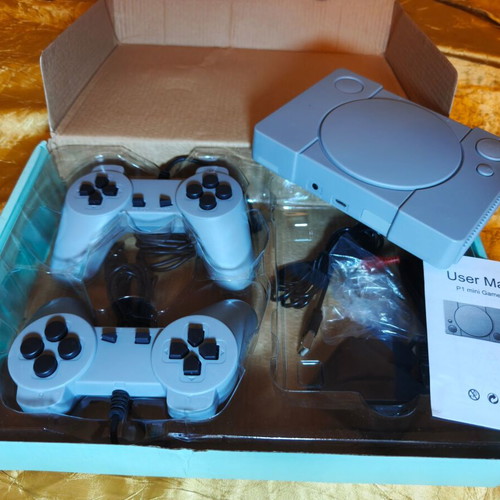 P1 Mini Game Console retro style PS1