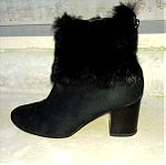  Γυναικεία παπούτσια μποτάκια σουέτ με  φυσική γούνα  37/38, μαύρα χαμηλά