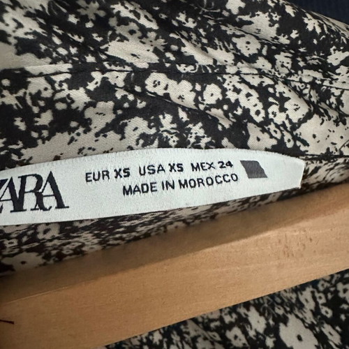 Zara oversized printed shirt new, size XS