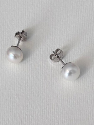 K14 earrings with pearls like new