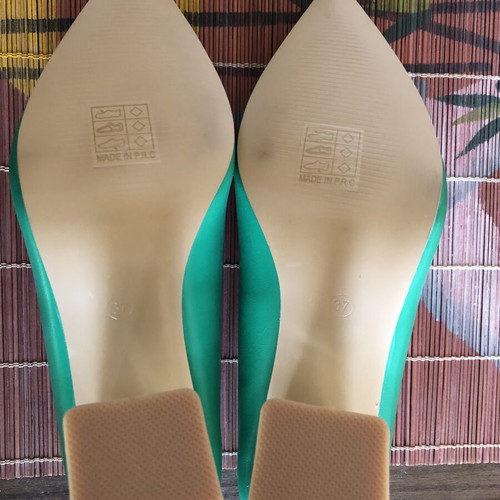 Zapatos Green High Heels New, 8 cm Pyramid Heel