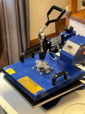 Professional 5-in-1 Heat Press like new