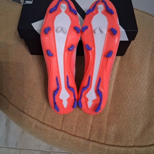 Adidas F50 Hyperfast Pro Laceless FG/AG football boots, size 42.5, white and red