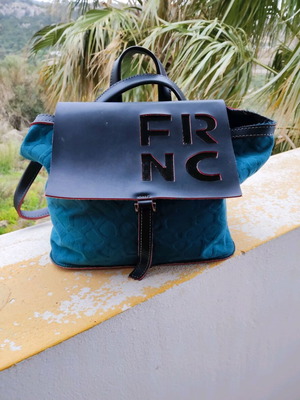 Τσάντα πλάτης FRNC σαν καινούργιο, πετρολ και μαύρο δερμάτινη